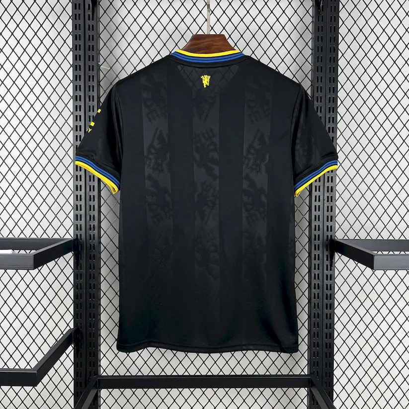Man United 2025 Third Jersey - Image 2