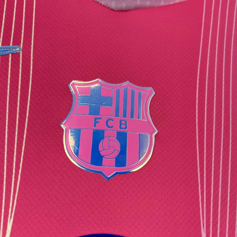 Barcelona 2025 Bright Pink Special Jersey - Image 3